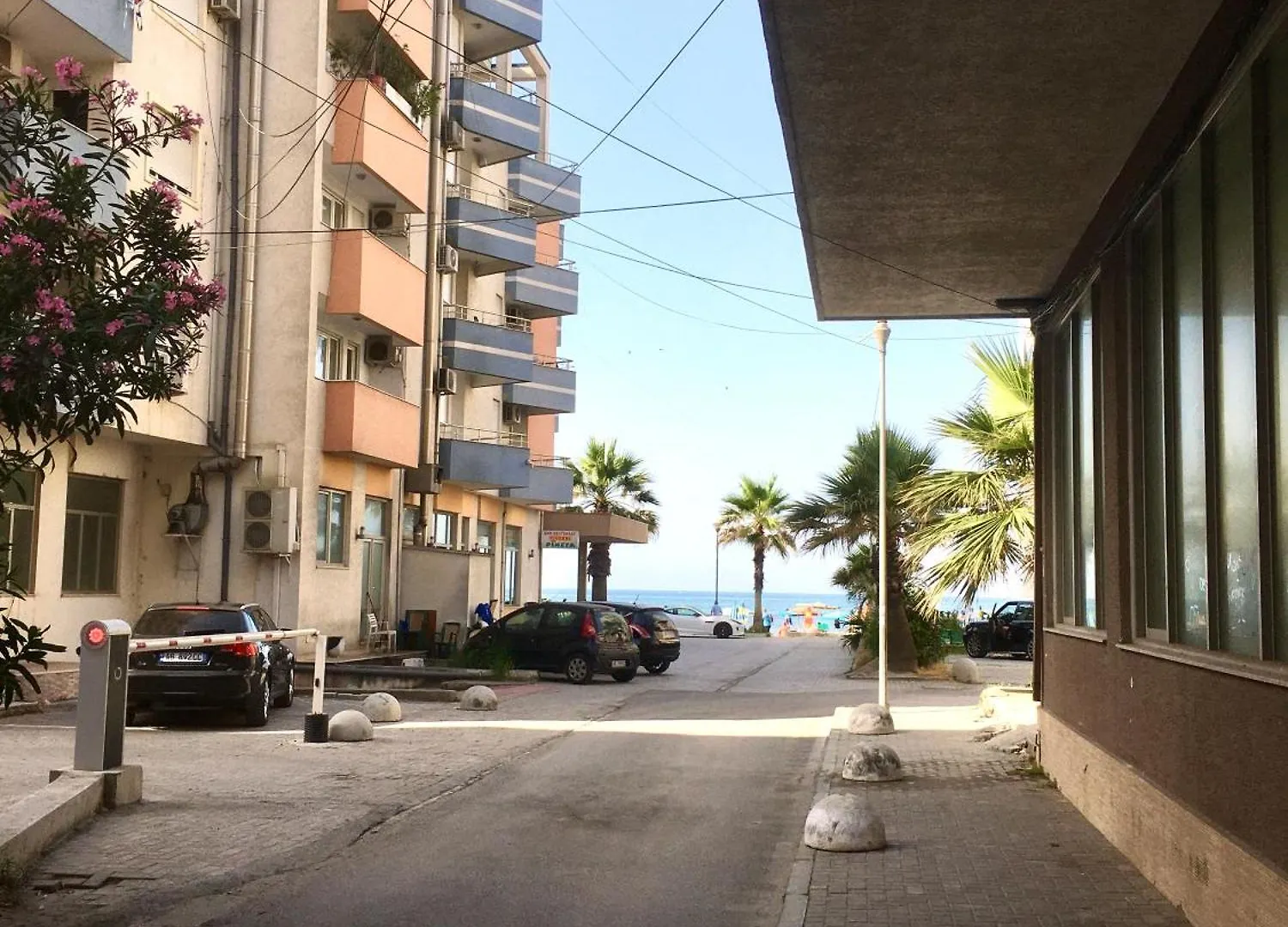 Edi'S Seaside Studio,Durres Apartment Durres